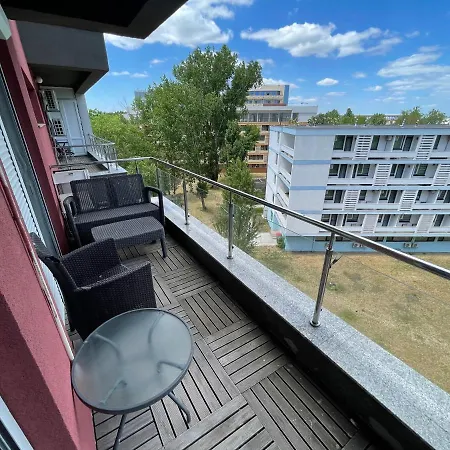 Apartment Coralia Luna Park Mamaia