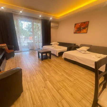Coralia Luna Park Apartment *