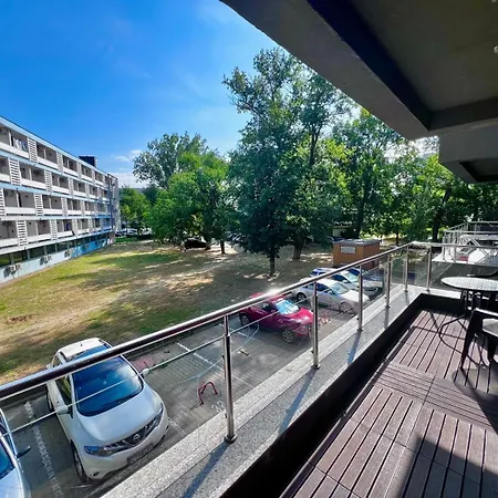 Coralia Luna Park Apartment