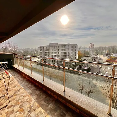 Apartment Coralia Luna Park Mamaia
